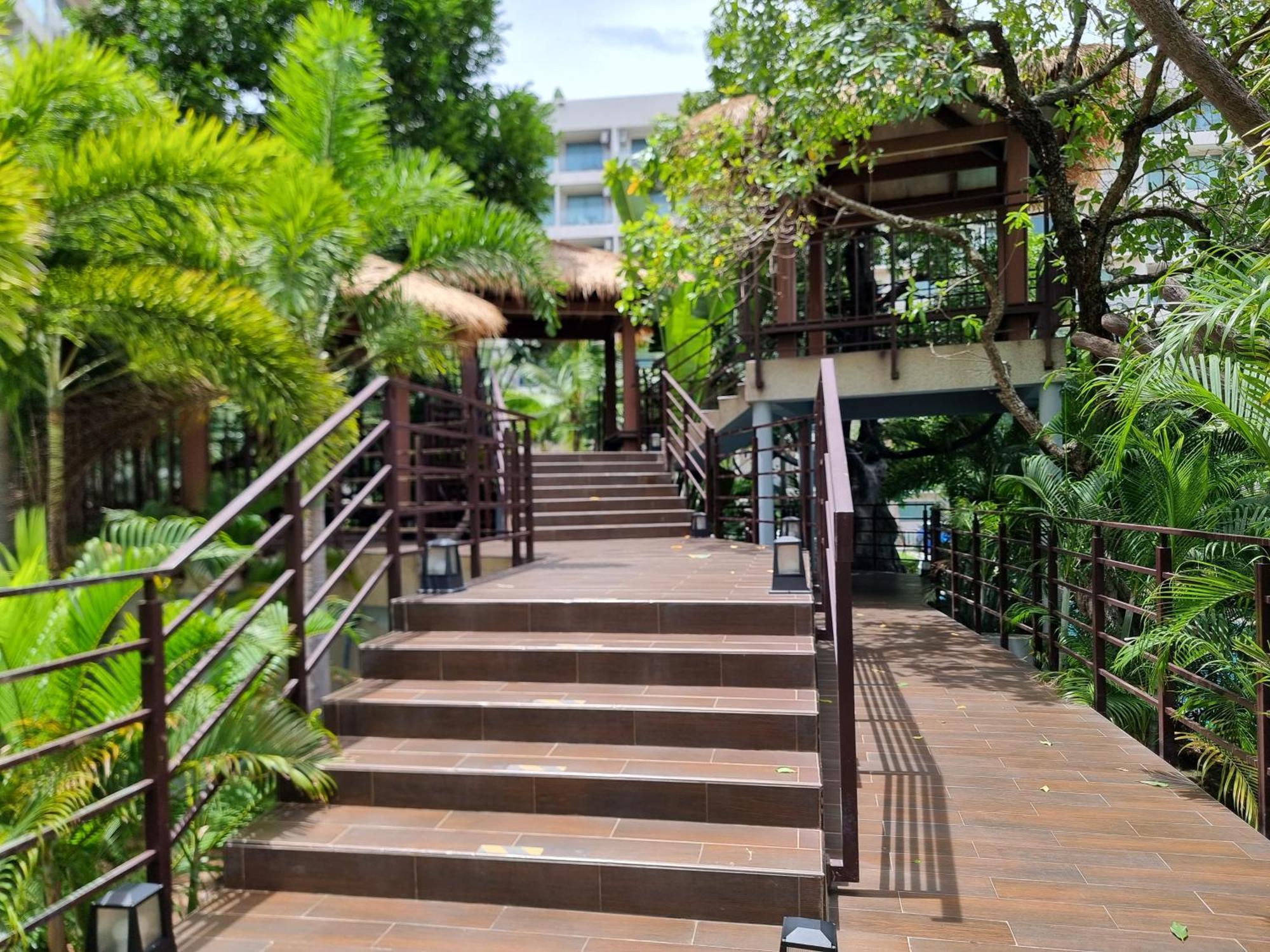 Laguna Beach Condo Resort 3 Maldives Pattaya Pool View ลากูน่า บีช คอนโด รีสอร์ต 3 พัทยา Jomtien Exterior foto